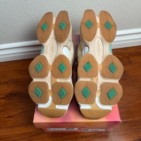 New Balance 9060 Joe Freshgoods Inside Voices Penny Cookie Pink Size 11 - Picture 9 of 11